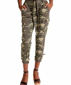 Promo ⭐ Madden Girl Juniors 👩 Womens Cropped Belted Cargo Pants 🔥